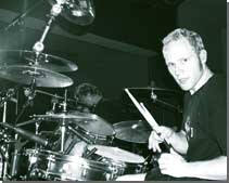 [ playing live with pitchshifter october 2002 - photo by craig young ]